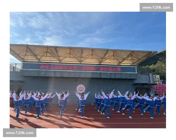 在青春律动中绽放团结力量的课间操比赛精彩瞬间记叙与校园成长回忆